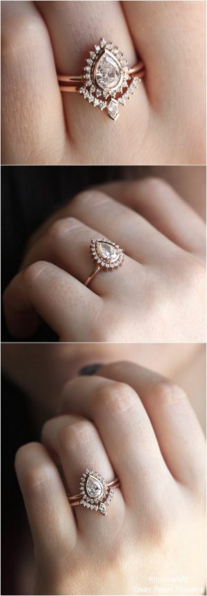 18k Gold Pear Shaped Moissanite Engagement Ring