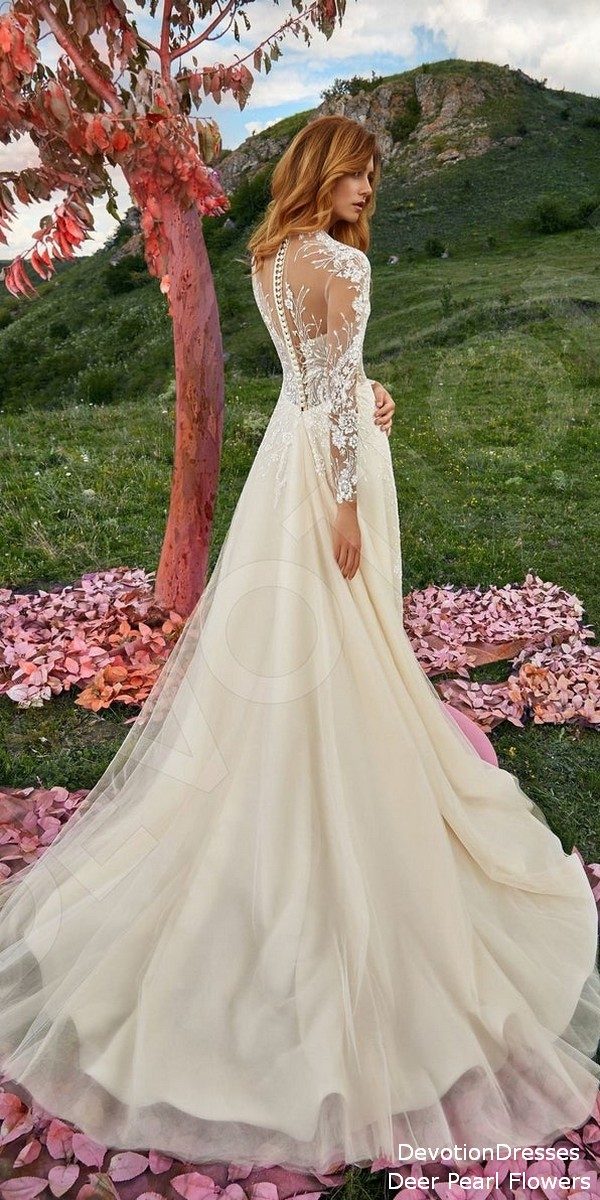 A-line silhouette Kellice wedding dress