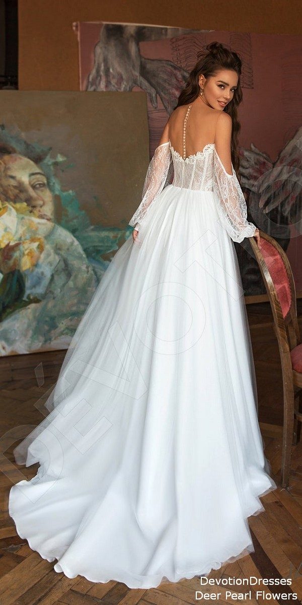 A-line silhouette Roxana long sleeves wedding dress