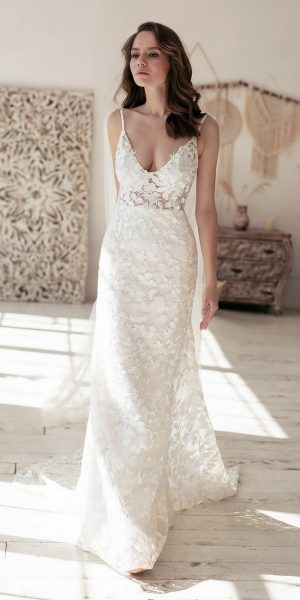 Sheath lace V neck Wedding Dress