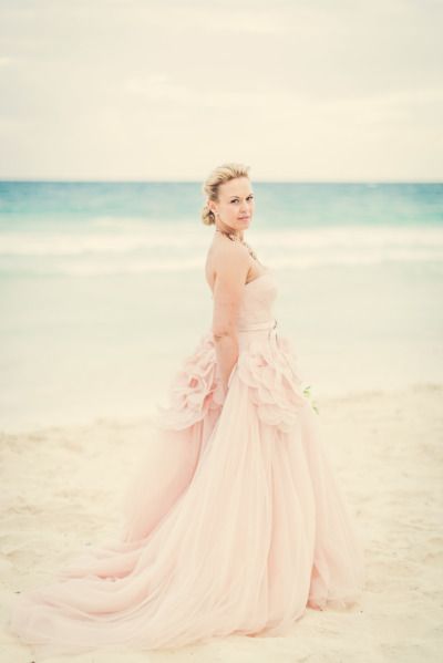 Blush Pink Tulle Ruffles Beach Bridal Gown for Destination Wedding