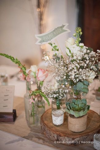 Rustic Wedding Decor with Baby’s Breath and Succlent