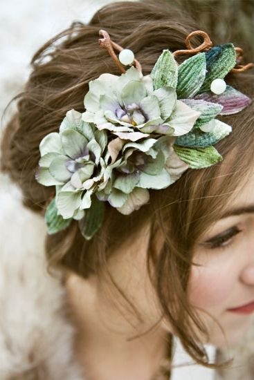 succlent wedding hairstyle