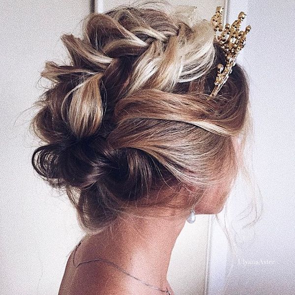 Ulyana Aster Wedding Hairstyles