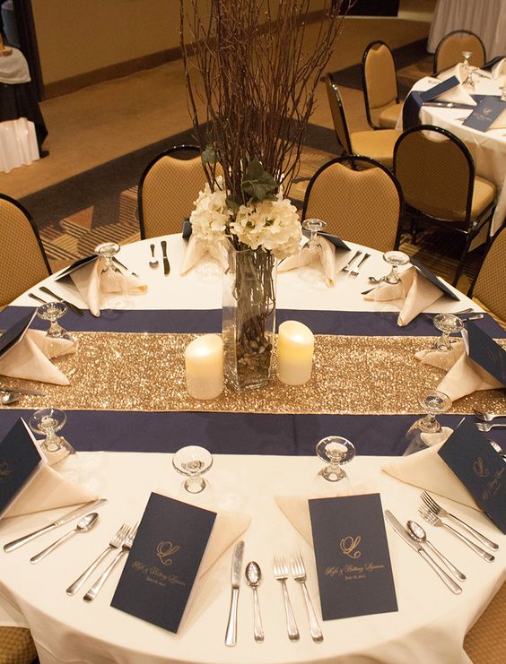 30-navy-blue-and-gold-wedding-color-ideas-my-deer-flowers