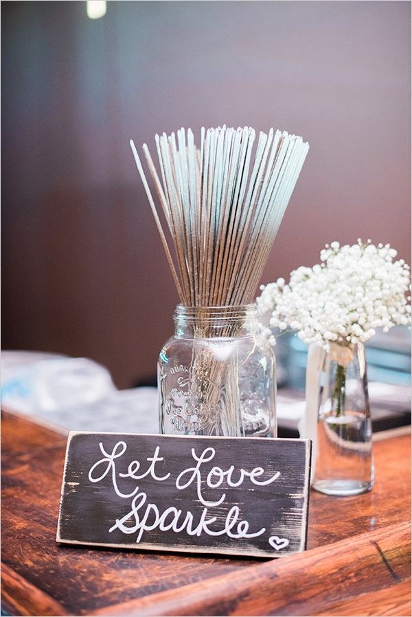 vinatge wedding sparklers on mason jar