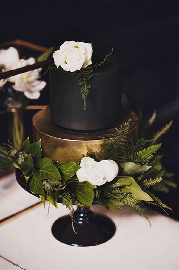 Black and Gold Wedding Cake